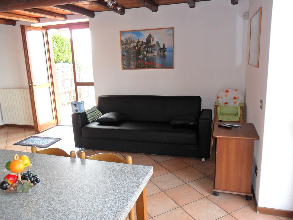 Exclusive Villa Crotto Lake View Varenna Room photo