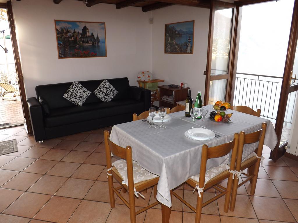 Exclusive Villa Crotto Lake View Varenna Room photo