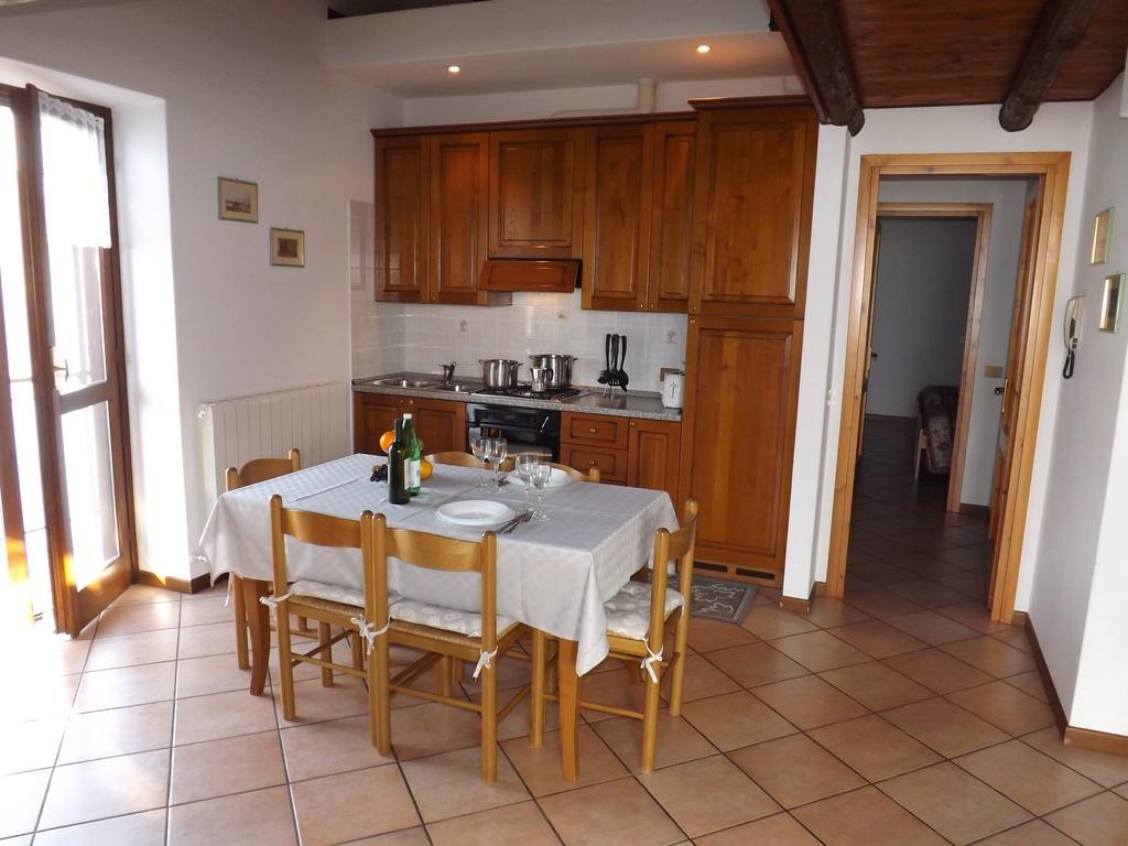 Exclusive Villa Crotto Lake View Varenna Room photo