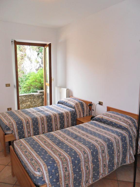 Exclusive Villa Crotto Lake View Varenna Room photo
