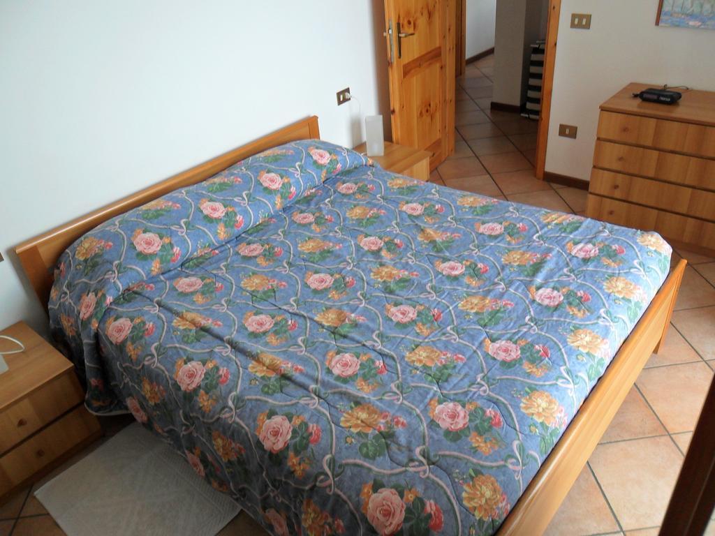 Exclusive Villa Crotto Lake View Varenna Room photo
